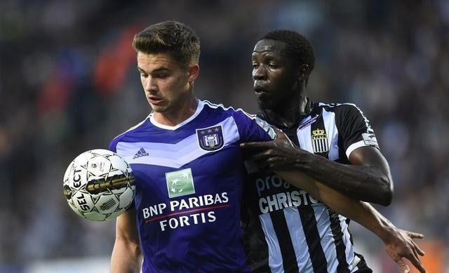 还承载了深 还承载了深