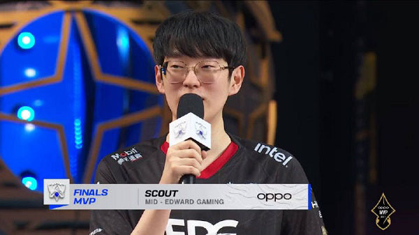 内经历了不 内经历了不